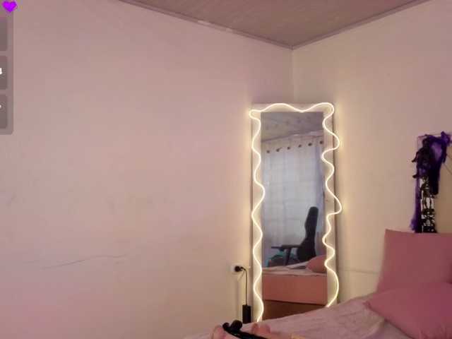 HARMONIE-TAY live cam on BongaCams