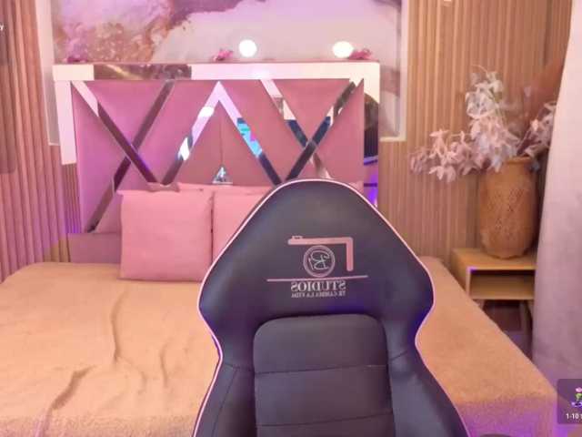 HARMONIE-TAY live cam on BongaCams