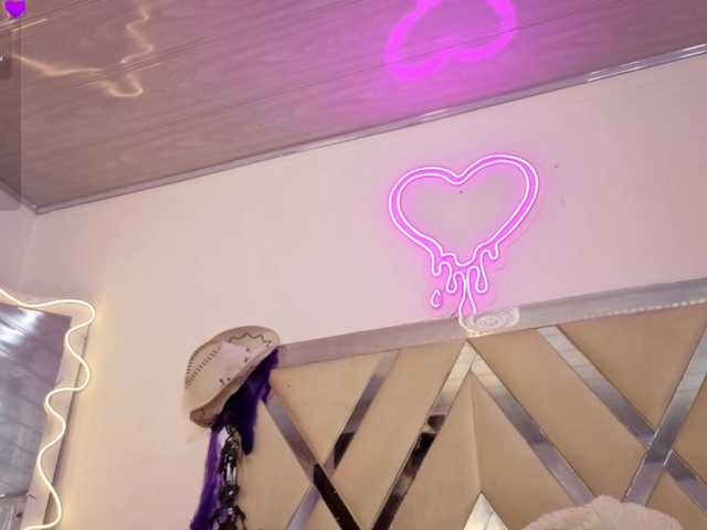 HARMONIE-TAY live cam on BongaCams