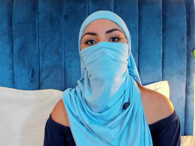 MIRANDACUTE live cam on BongaCams