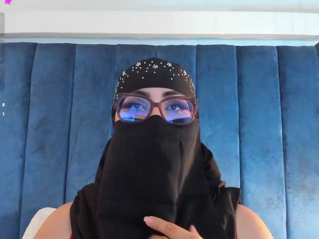 MIRANDACUTE live cam on BongaCams