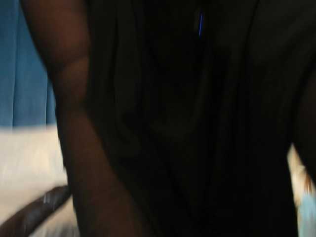 MIRANDACUTE live cam on BongaCams