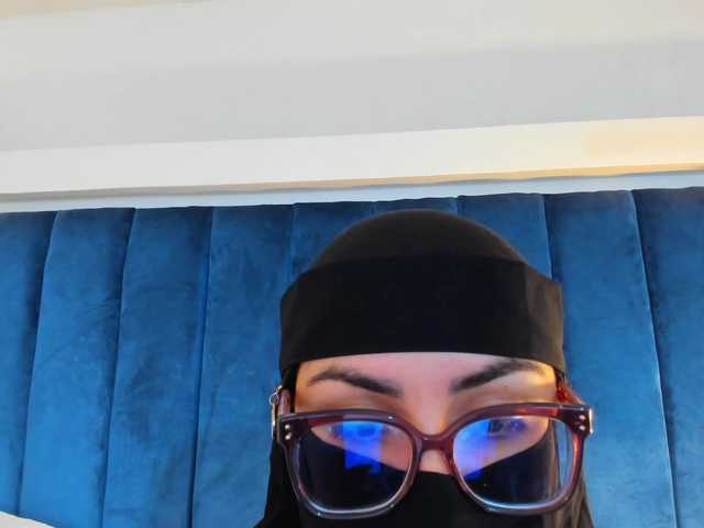 MIRANDACUTE live cam on BongaCams