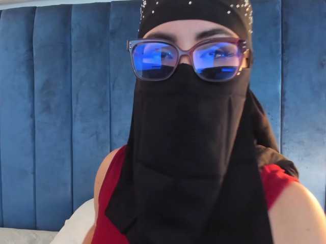 MIRANDACUTE live cam on BongaCams