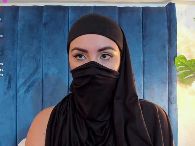 MIRANDACUTE live cam on BongaCams
