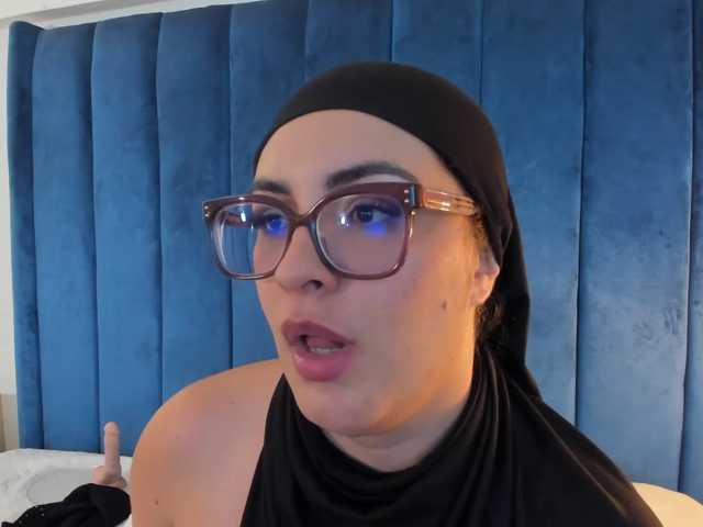 MIRANDACUTE live cam on BongaCams