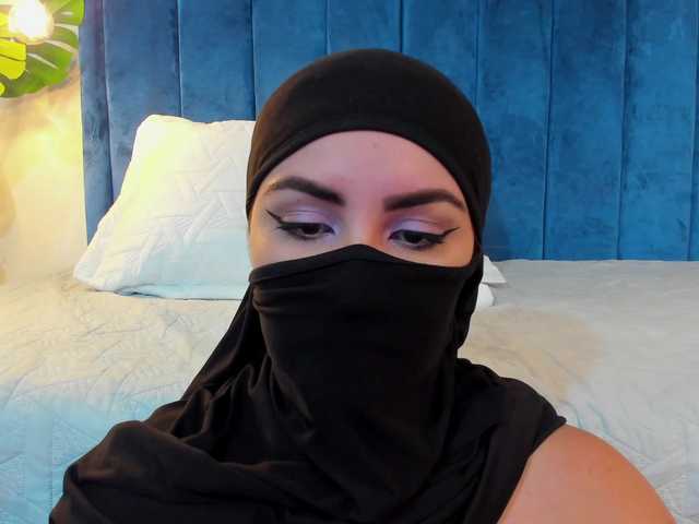 MIRANDACUTE live cam on BongaCams
