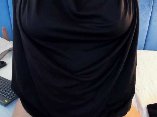 MIRANDACUTE live cam on BongaCams