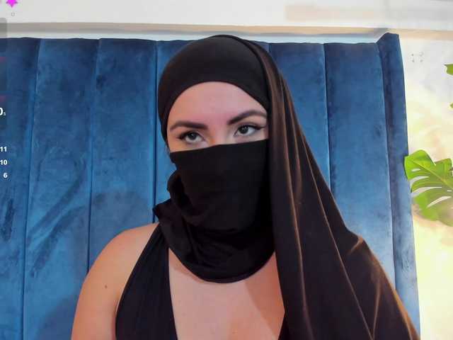 MIRANDACUTE live cam on BongaCams