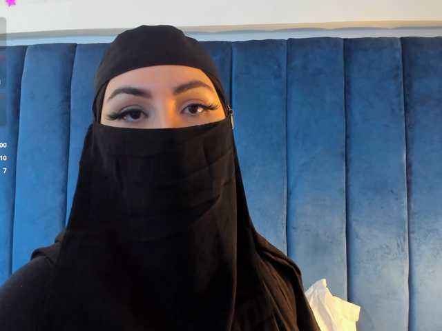 MIRANDACUTE live cam on BongaCams