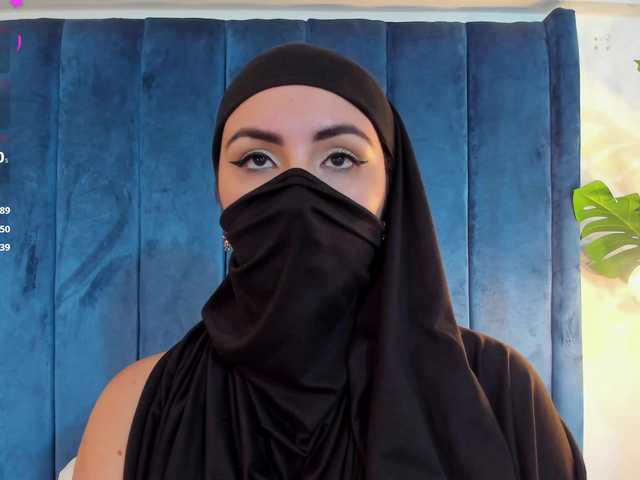 MIRANDACUTE live cam on BongaCams