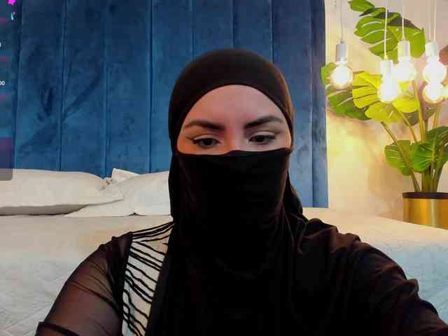 MIRANDACUTE webcam
