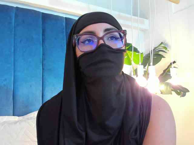 MIRANDACUTE webcam