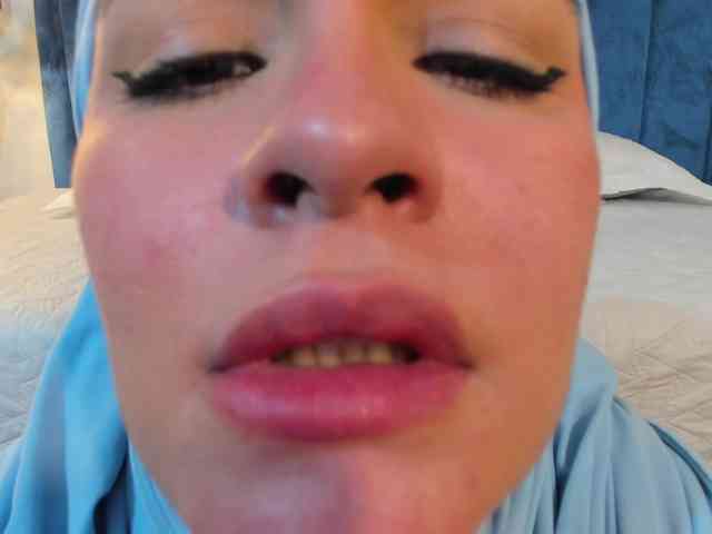 MIRANDACUTE webcam