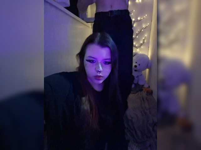 CharismaFox live cam on BongaCams