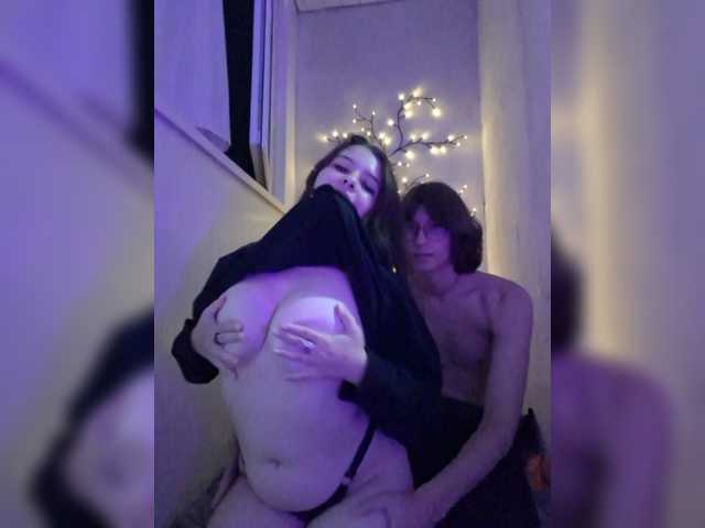 go to chat with CharismaFox