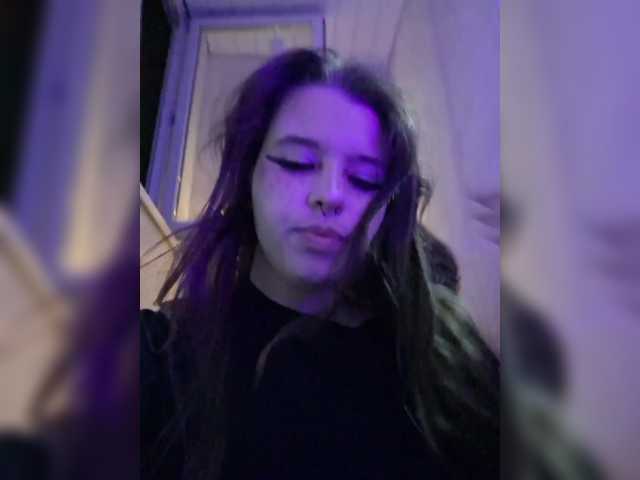 Live трансляция CharismaFox - slutnetki.online