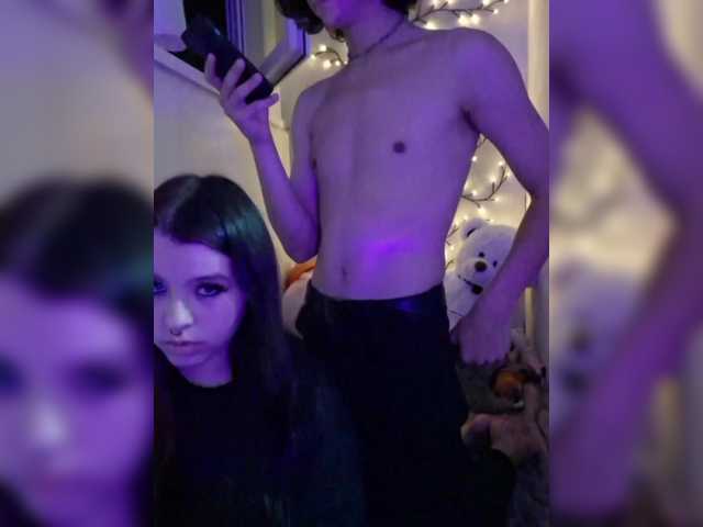CharismaFox live cam on BongaCams
