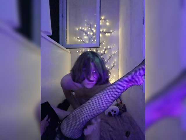 CharismaFox live cam on BongaCams