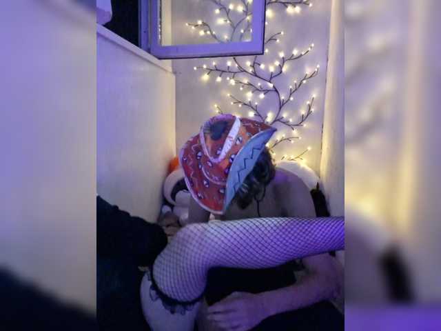 CharismaFox live cam on BongaCams