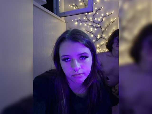 CharismaFox live cam on BongaCams