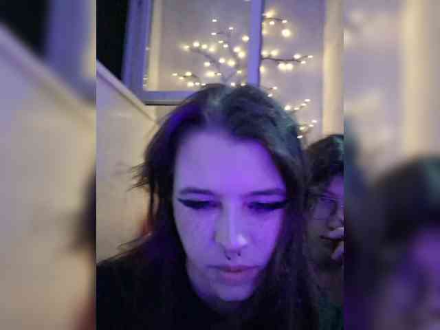 CharismaFox webcam