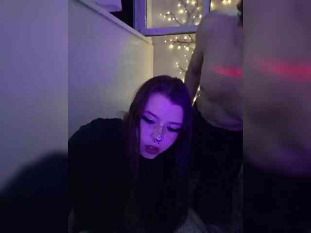 CharismaFox webcam