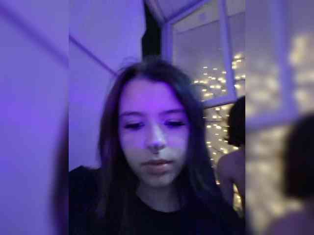 CharismaFox webcam