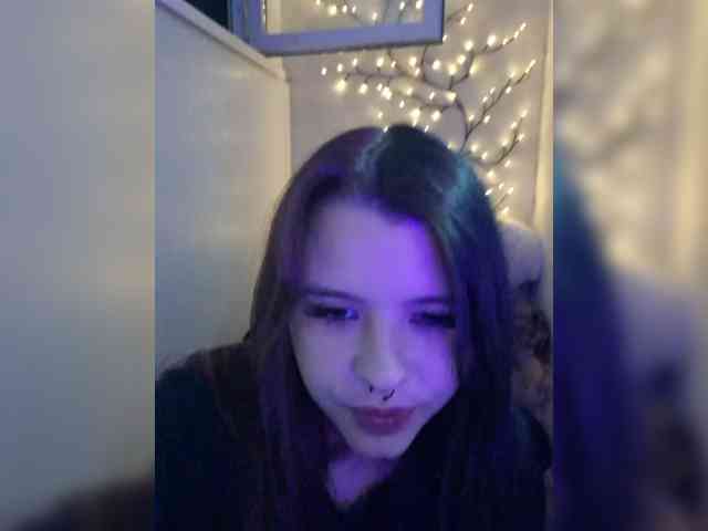 CharismaFox webcam
