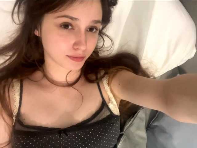 healmentaliti live cam on BongaCams