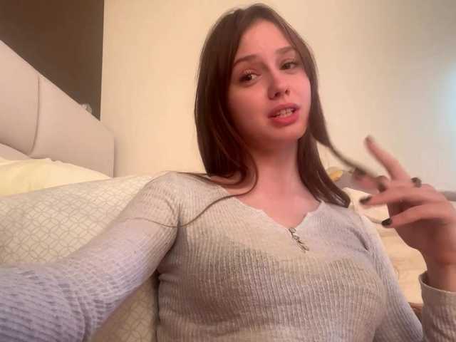 healmentaliti live cam on BongaCams
