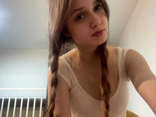 healmentaliti live cam on BongaCams