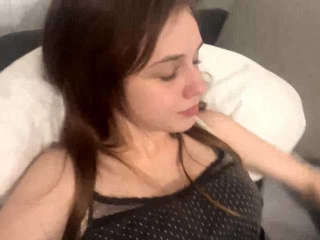 healmentaliti live cam on BongaCams