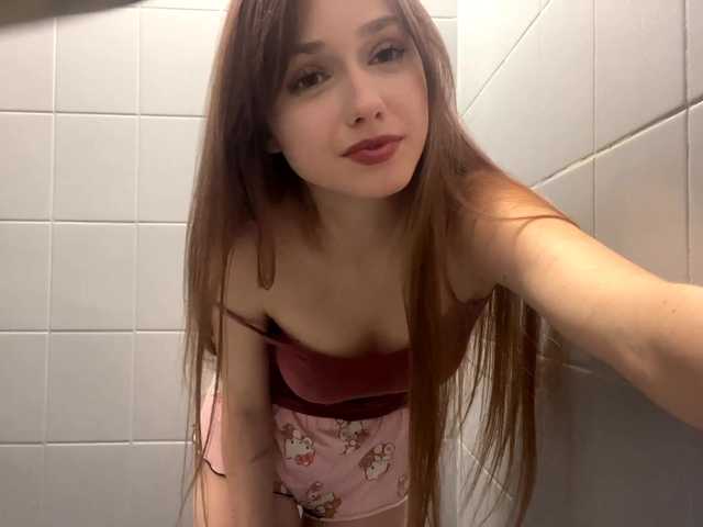 healmentaliti live cam on BongaCams