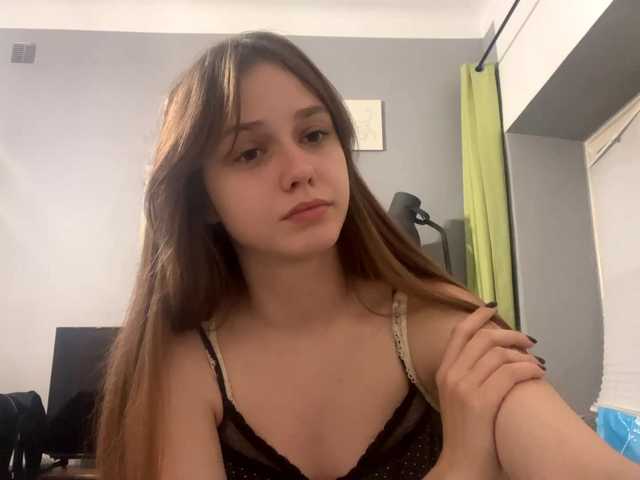 healmentaliti live cam on BongaCams
