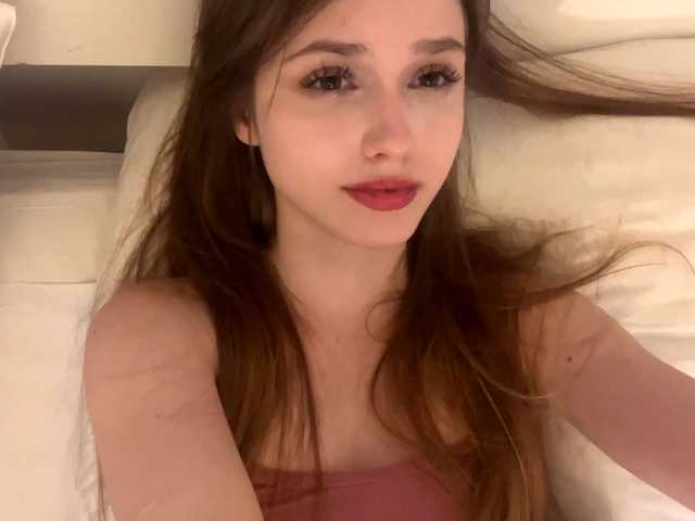 healmentaliti live cam on BongaCams