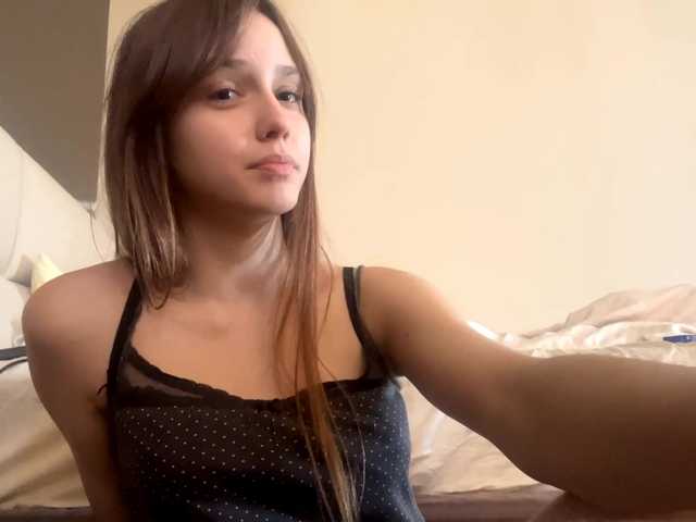 healmentaliti live cam on BongaCams