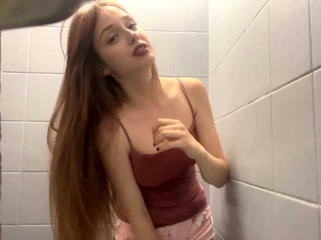 healmentaliti live cam on BongaCams
