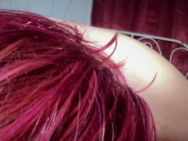 G0ldenare0las1 live cam preview