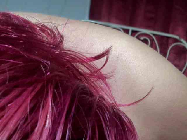 G0ldenare0las1 webcam