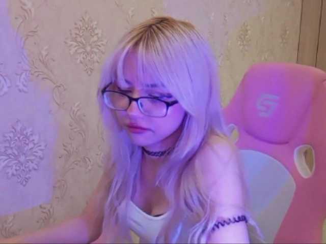 mycutepage live cam on BongaCams
