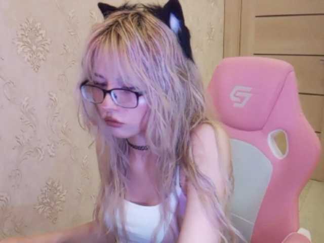 mycutepage live cam on BongaCams