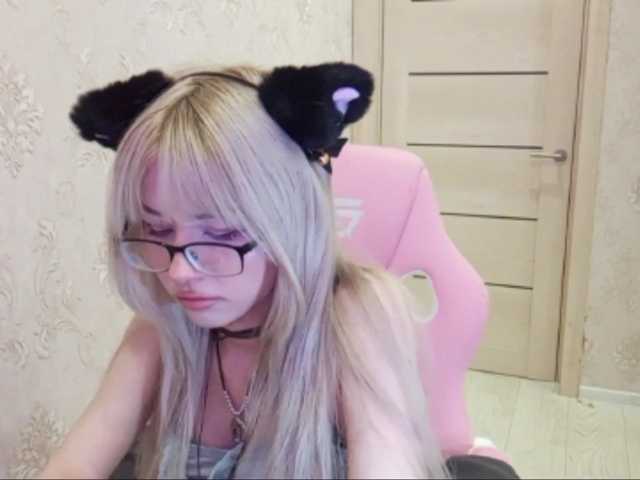 mycutepage live cam on BongaCams
