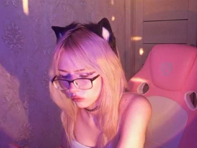 mycutepage live cam on BongaCams