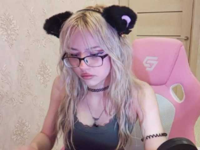 mycutepage live cam on BongaCams