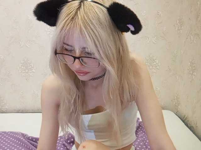 mycutepage live cam on BongaCams