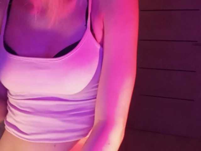 mycutepage live cam on BongaCams