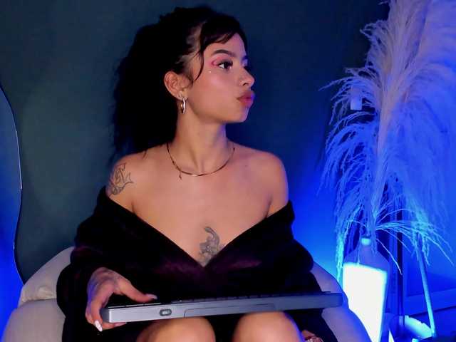 Kazumiii live cam on BongaCams