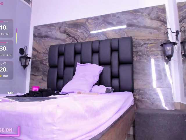 May-Clanfort live cam on BongaCams