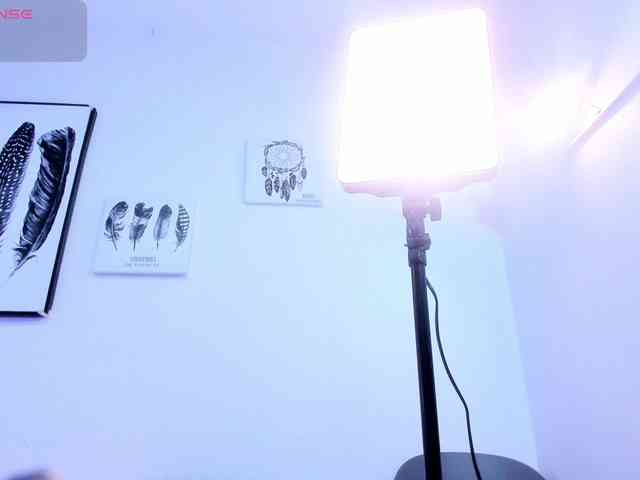 Amber-Monroe Live Webcam on BongaCams